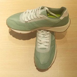 Women Bailey Sneaker
